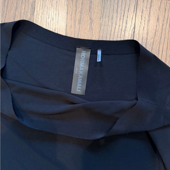 Norma Kamali Black Long Sleeve Top - Picture 3 of 3